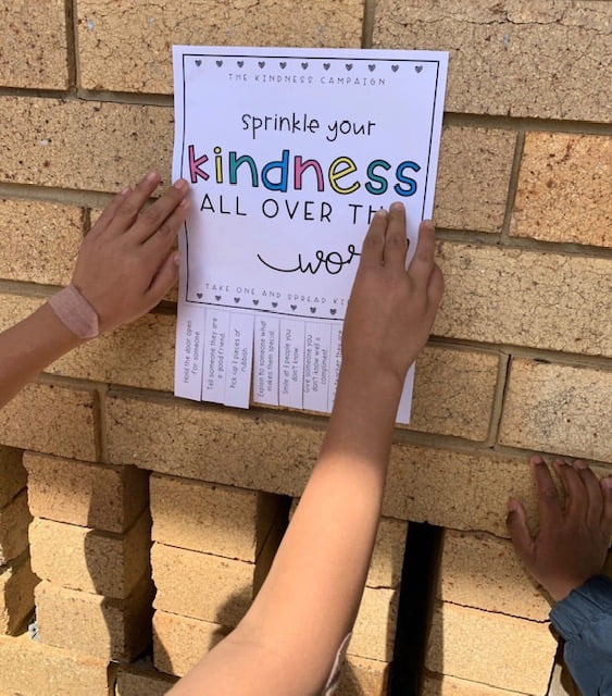 Free-kindness-flyer-for-schools